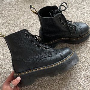 dr martens sinclair women's leather platform boots